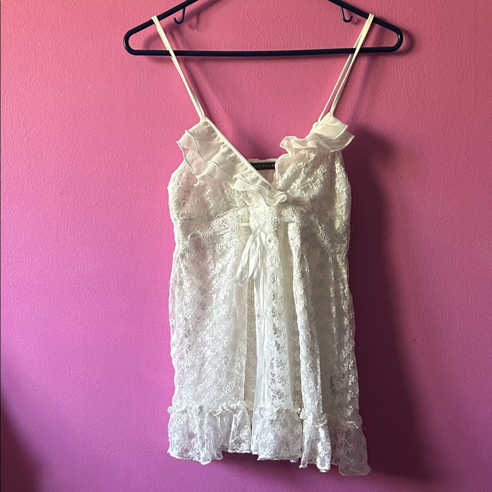 Suzy Shier White Lace Chemise